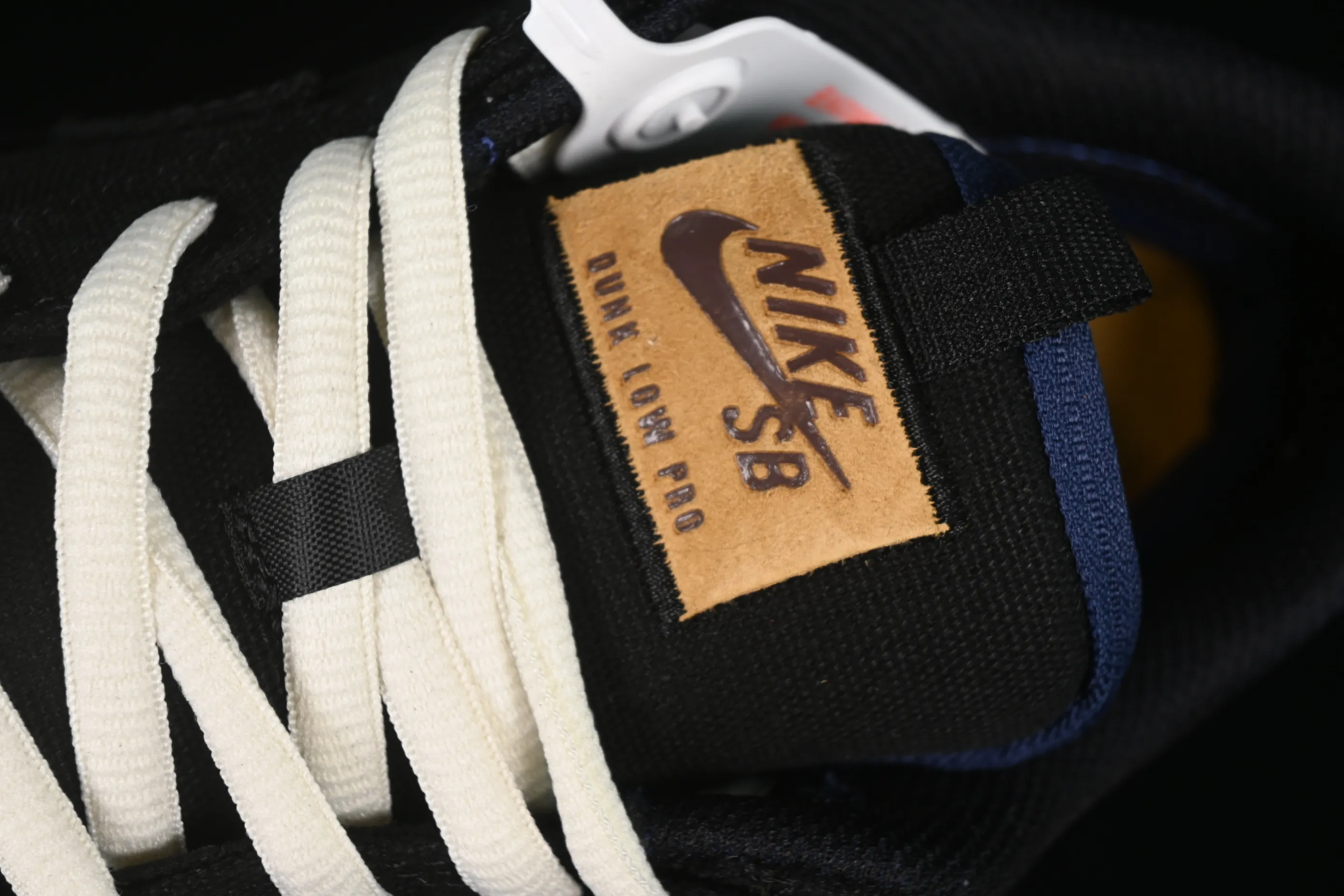 All categories Nk SB Dunk series Nk SB Dunk Low low-top sneakers Nike SB Dunk Low black hole SB low-top sports and leisure sneakers DX6775-400